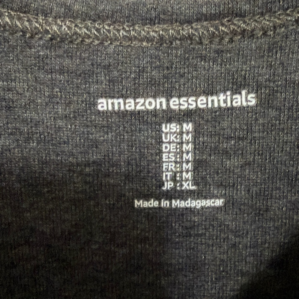 ⭐️Like New⭐️ Amazon Essentials: 39% Modal! Women's Sleeveless Top- Size Medium - Picture 3 of 6